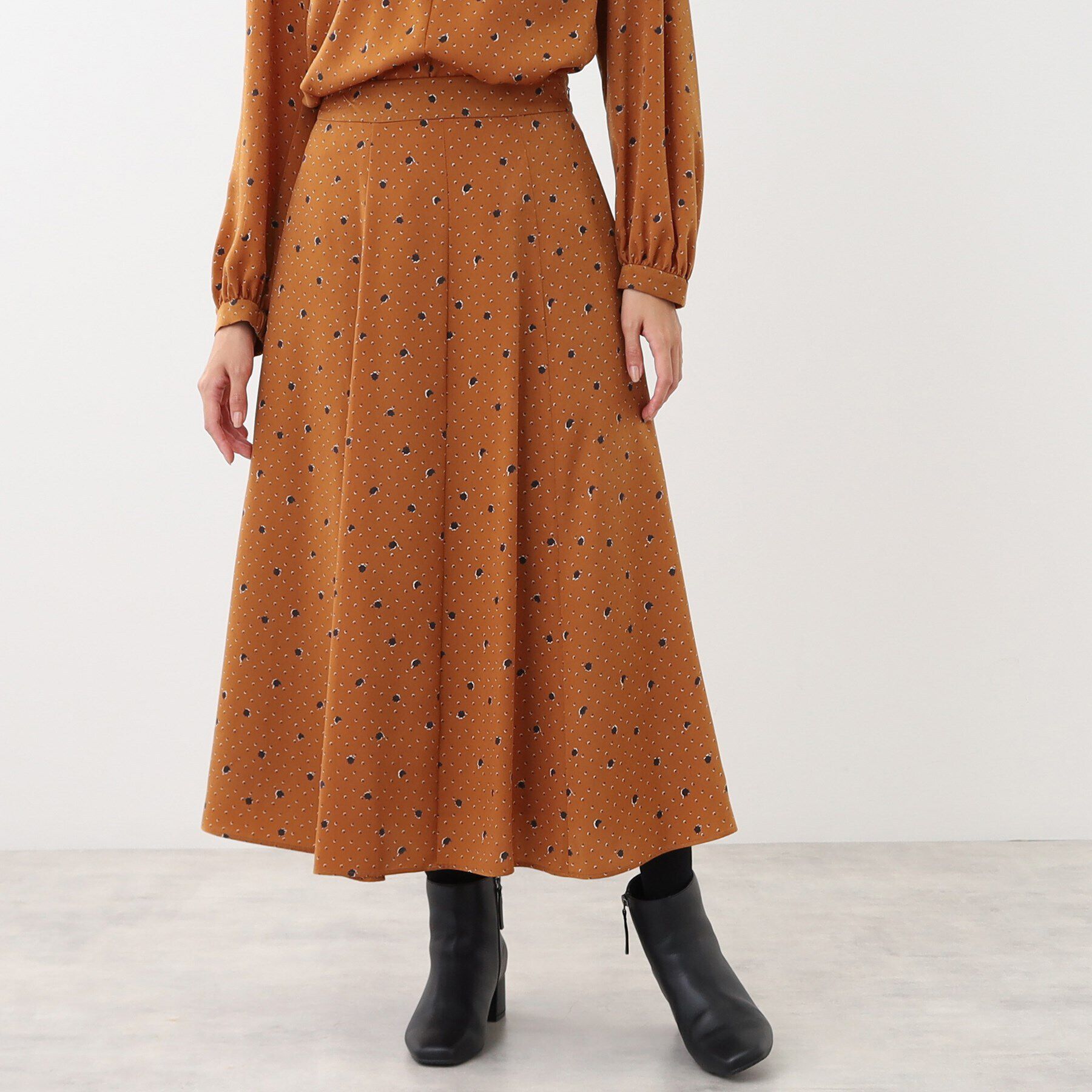 【リフレクト/Reflect】 【マシンウォッシュ可／セットアップ可】マーブルドットスカート