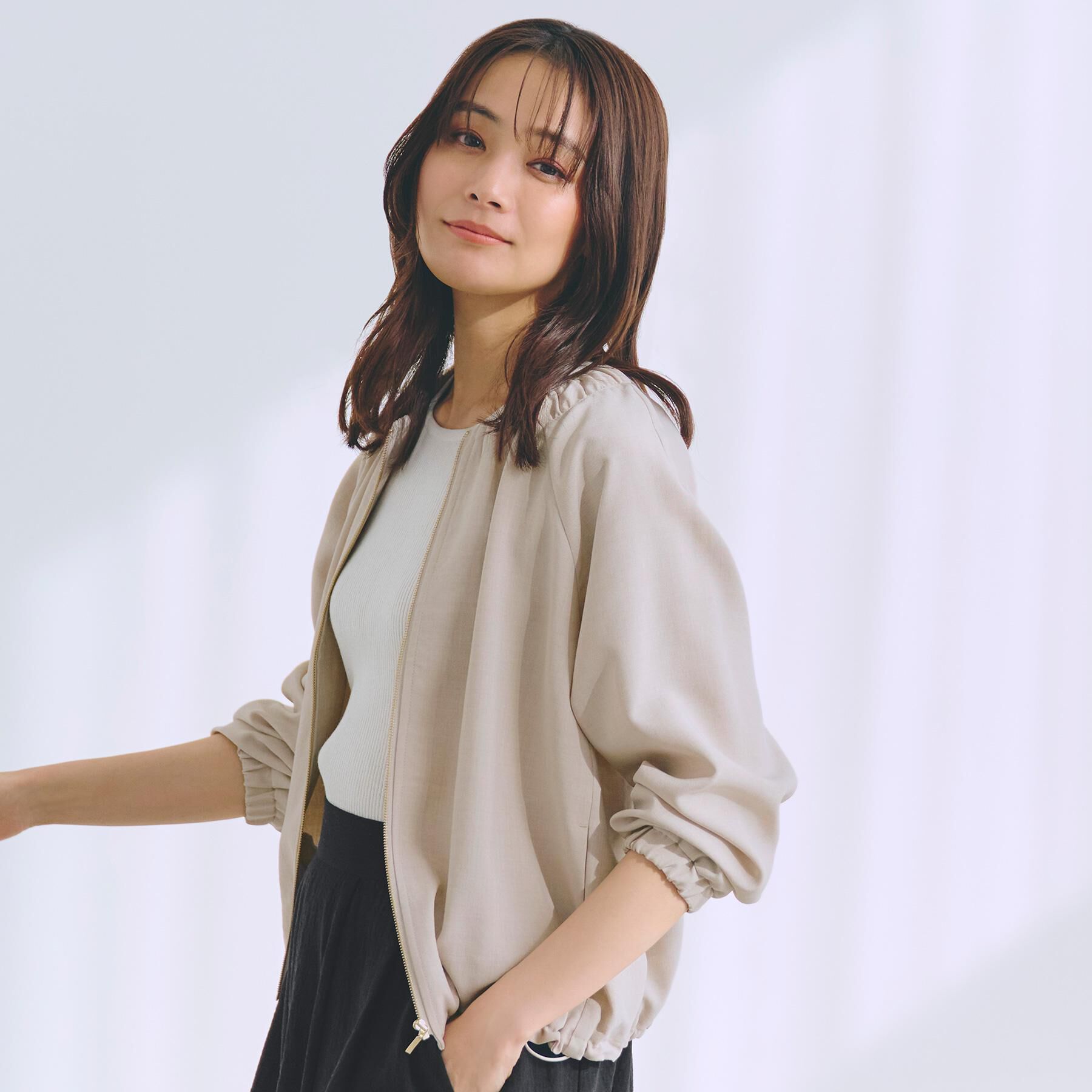 【グローブ/grove】 軽やかに羽織る リネンライクノーカラーブルゾン