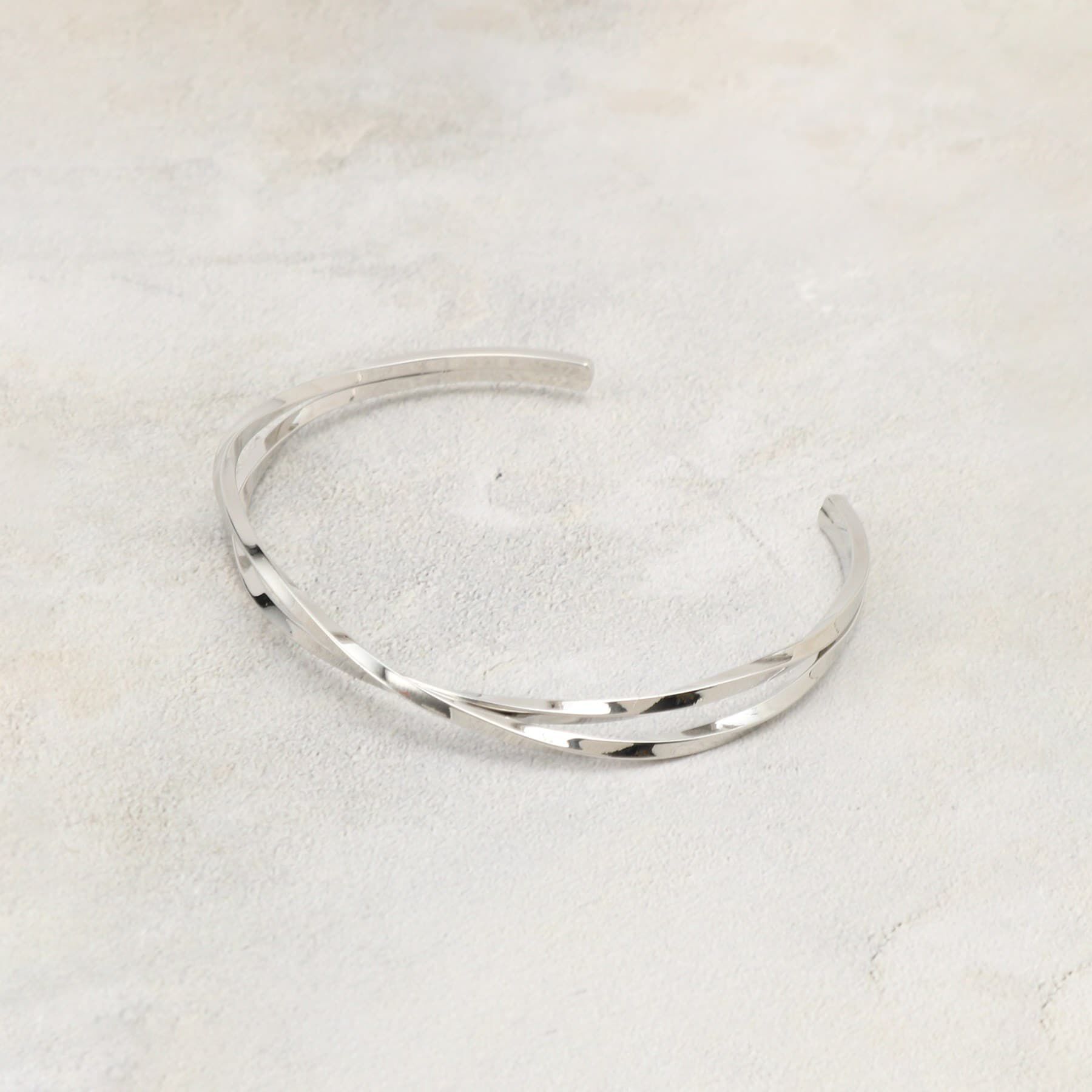 【グローブ/grove】 クロスメタルバングル