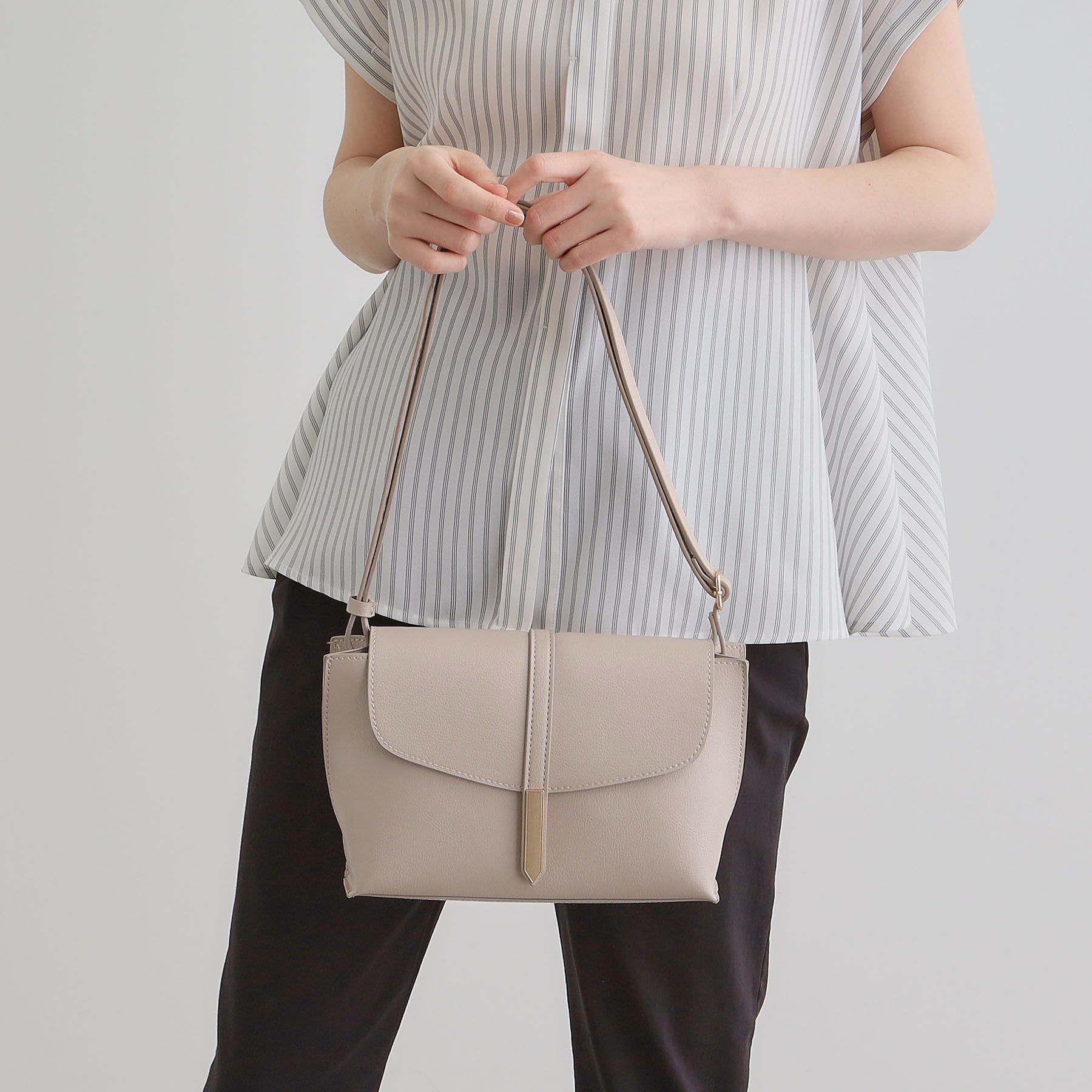 【グローブ/grove】 メタルベルトショルダー