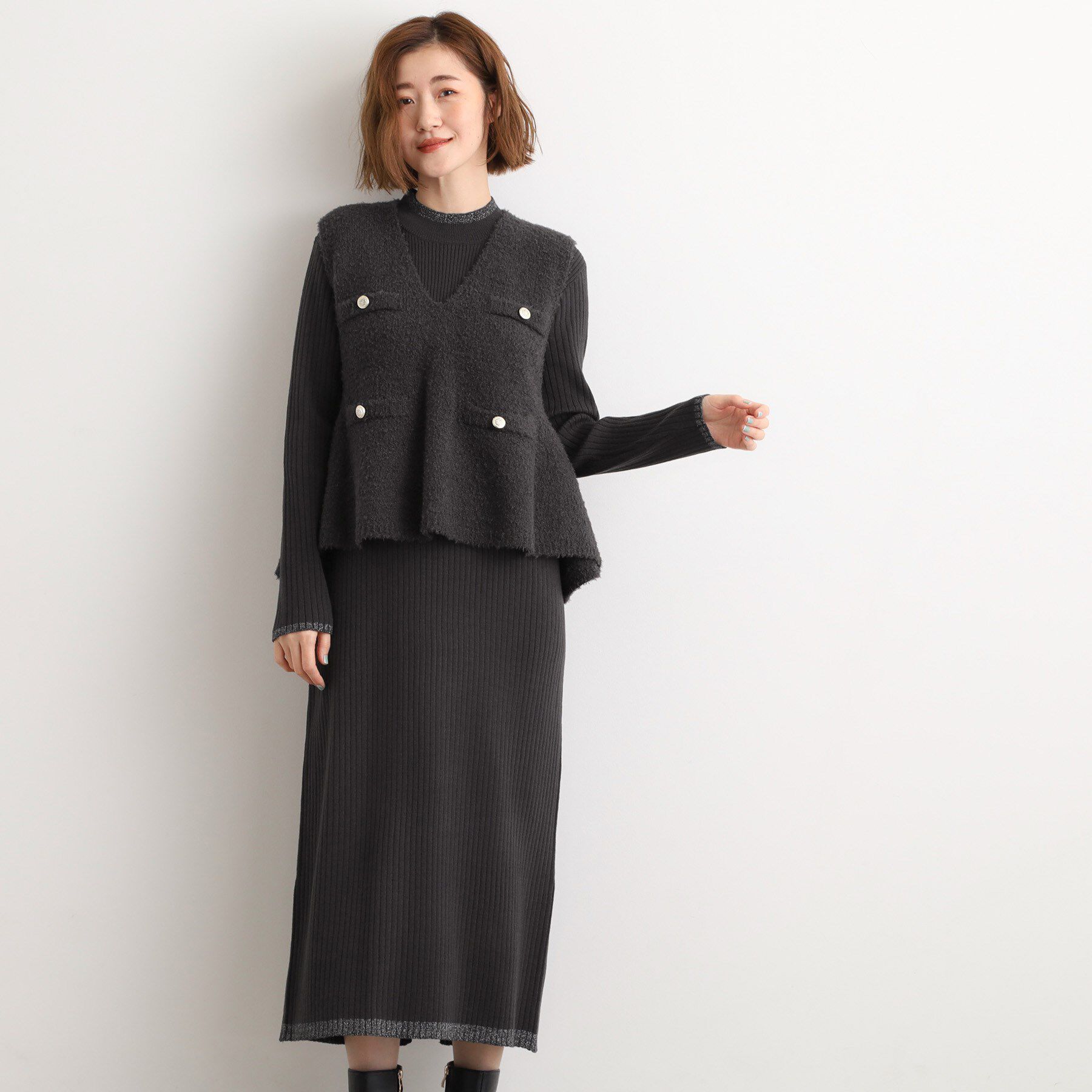 【グローブ/grove】 【2点SET/体型カバー】一枚で決まる、ペプラムベスト×ニットワンピース