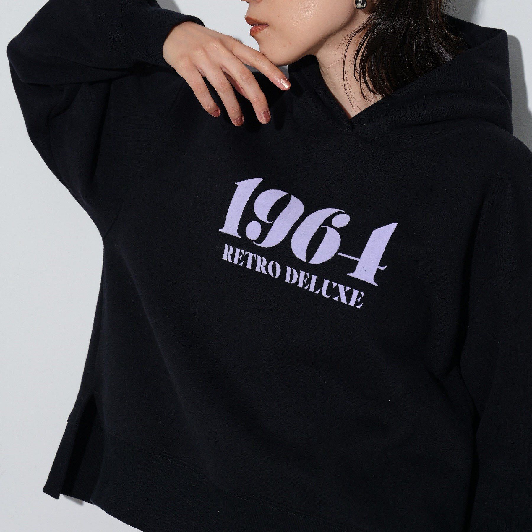 ファッションメンズお薦め|【インディヴィ/INDIVI】 ロゴ裏毛フーディートップス