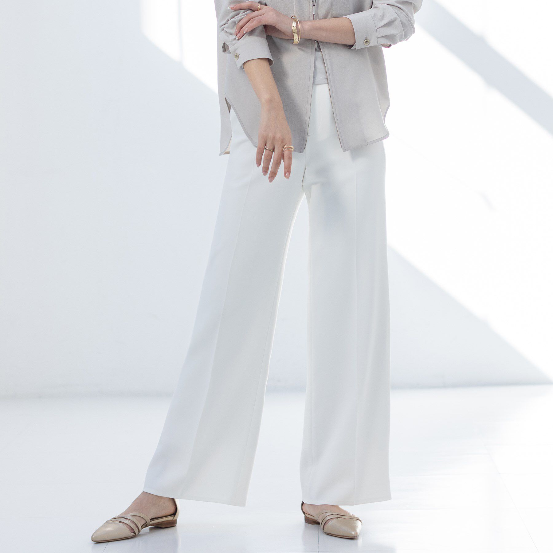 【インディヴィ/INDIVI】 【復活！褒められパンツ】ストレッチ ワイドパンツ