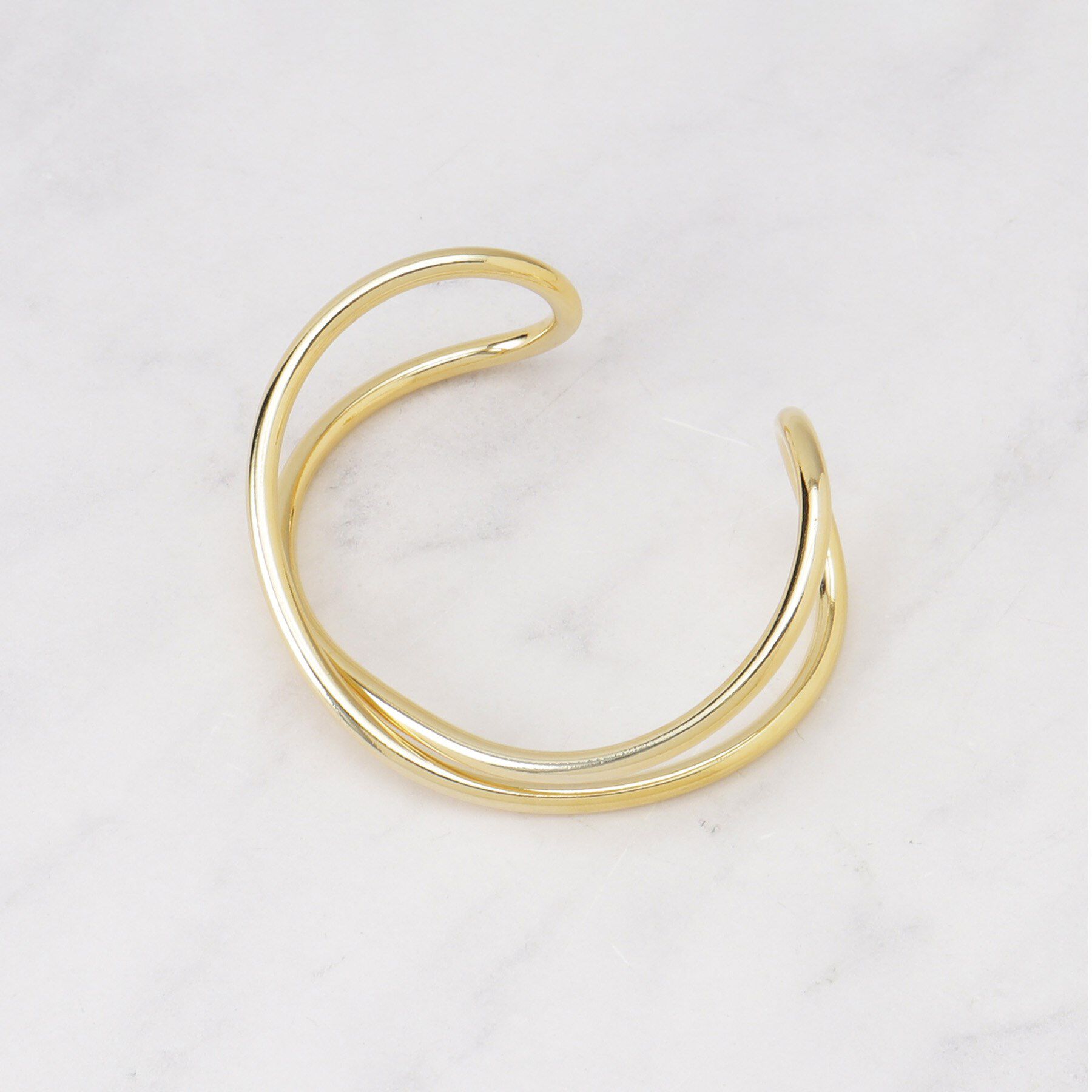 【インディヴィ/INDIVI】 クロスバングル