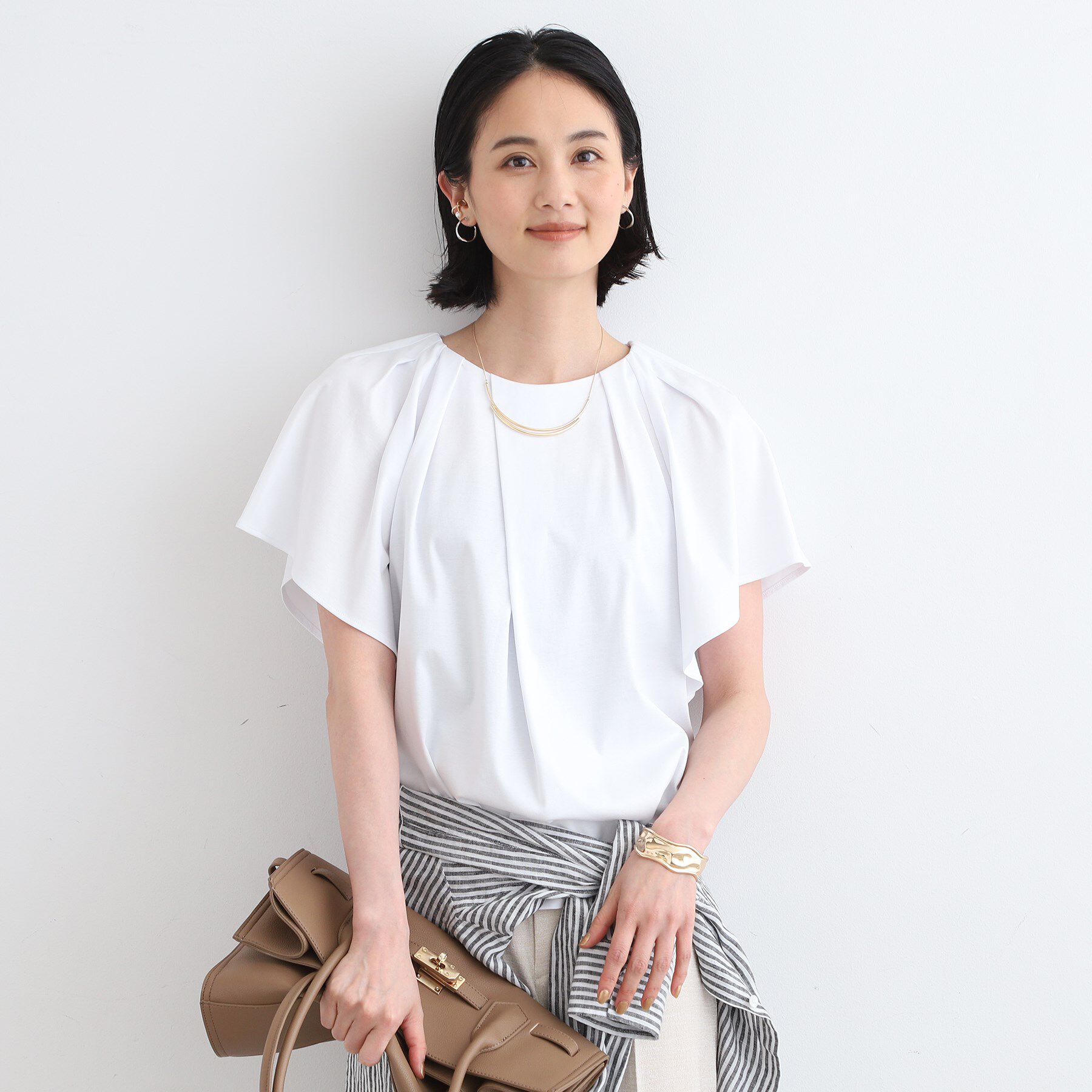 【インディヴィ/INDIVI】 【洗える】フレアスリーブトップス