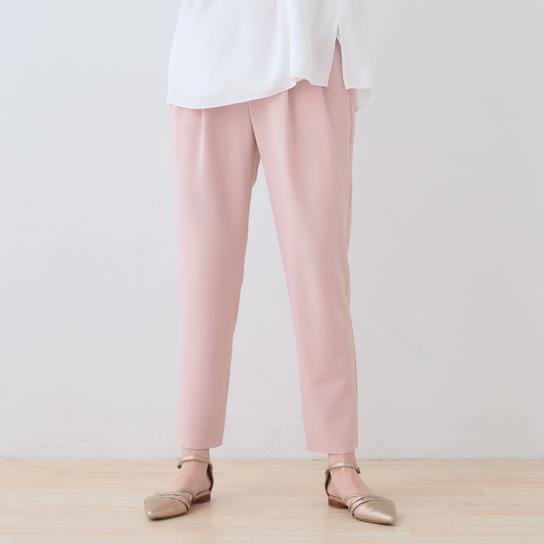 メンズファッションなら|【インディヴィ/INDIVI】 【洗える/ストレッチ】タックテーパードパンツ