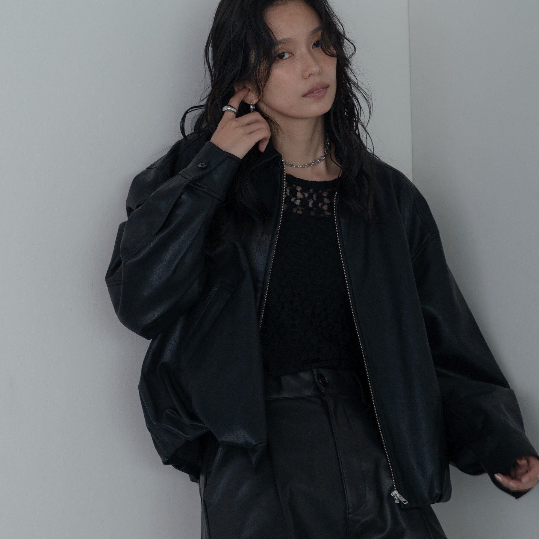 【インディヴィ/INDIVI】 【セットアップ対応】シンセティックレザージャケット