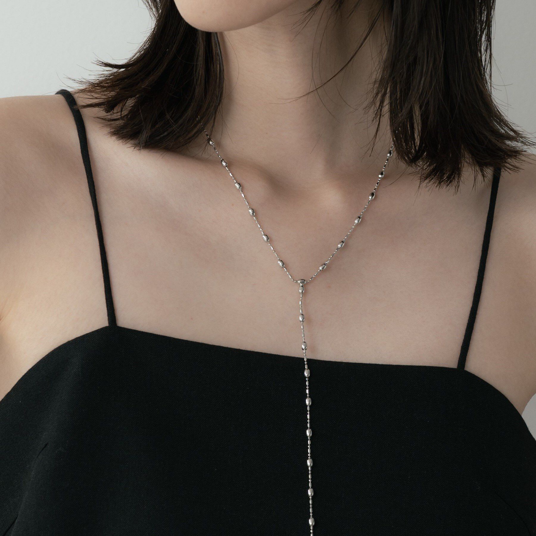 【インディヴィ/INDIVI】 ラインロングネックレス