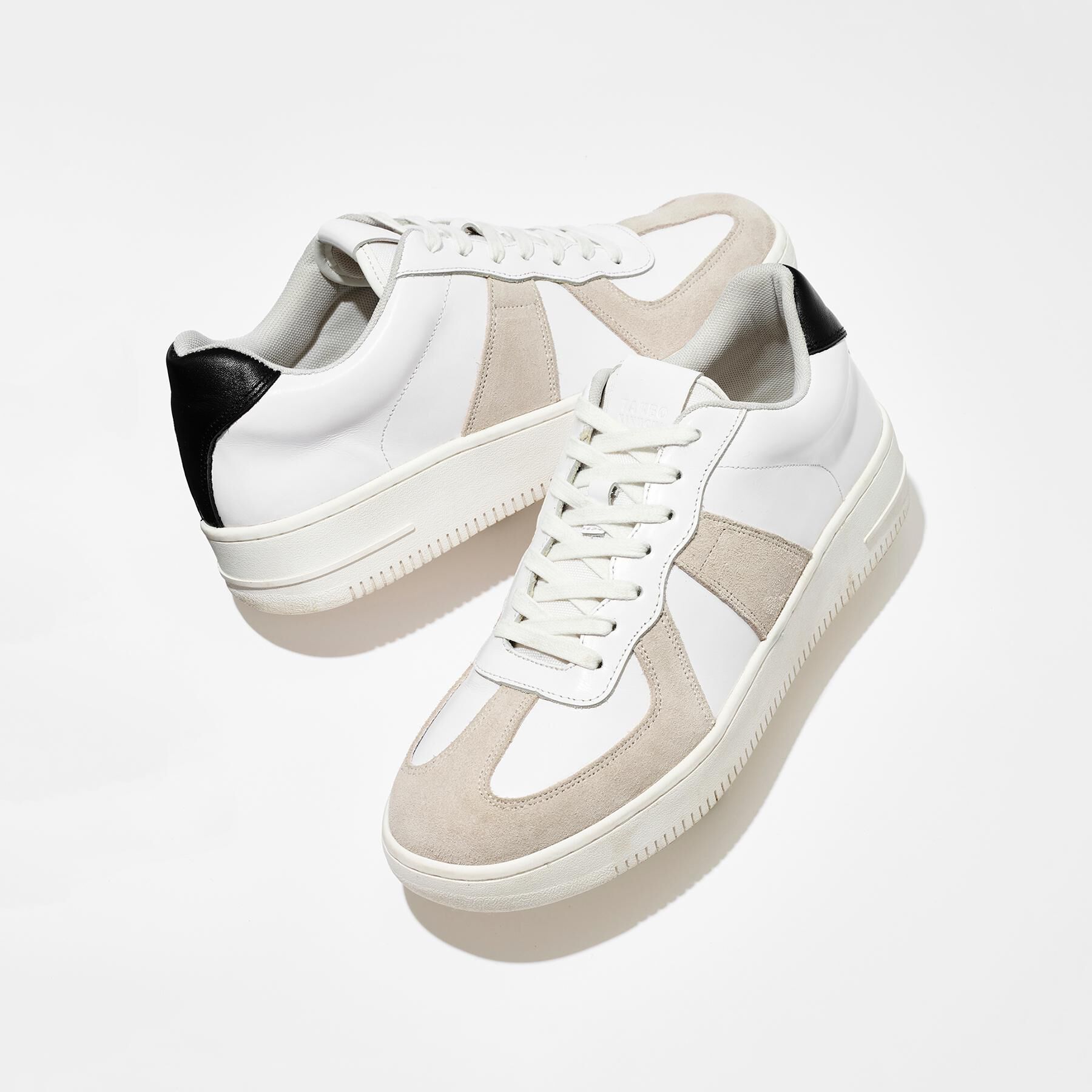 メンズファッションの一押し|【タケオキクチ/TAKEO KIKUCHI】 【BOWLER HAT LABEL】レザースニーカー