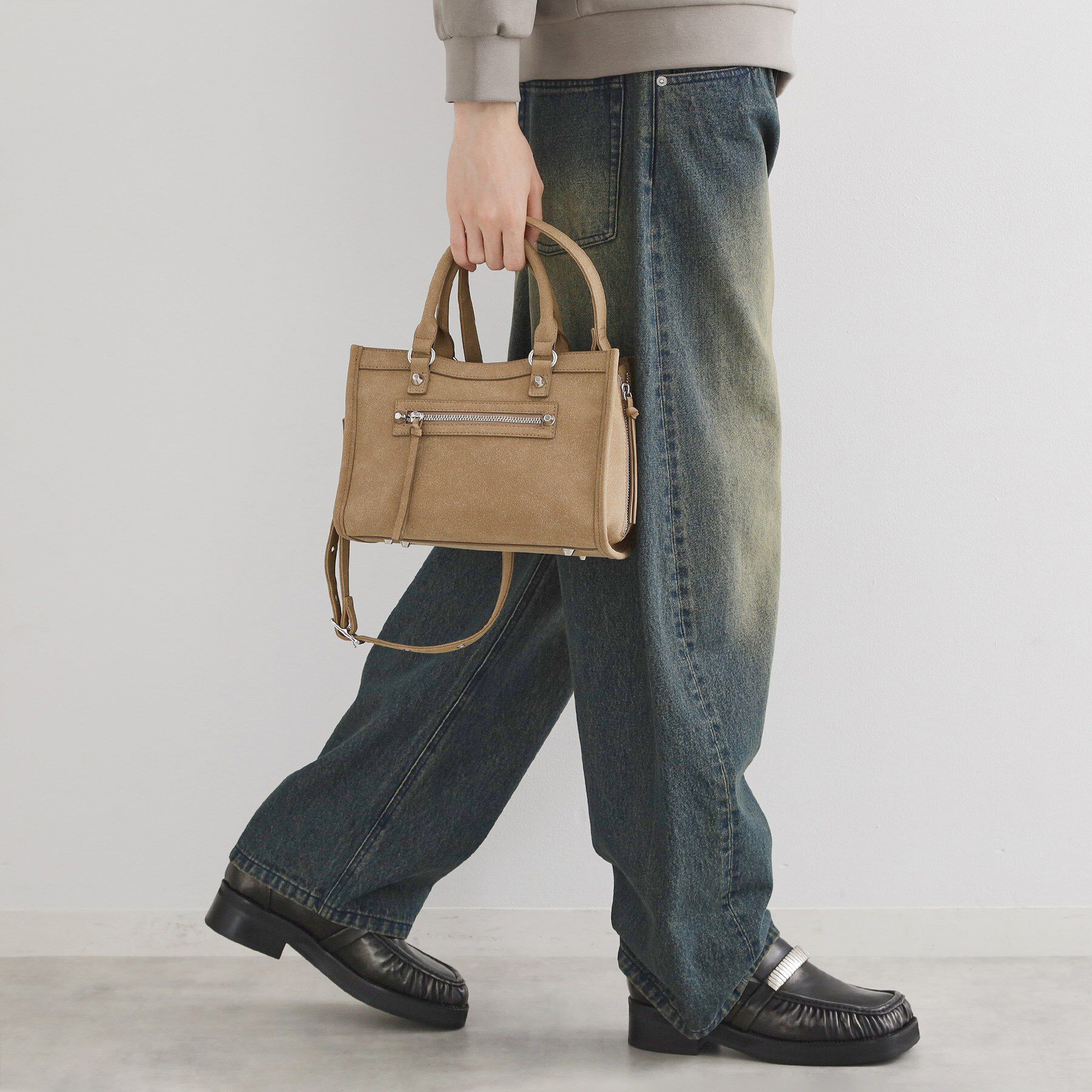 メンズファッションオススメ|【ティーケー タケオキクチ/tk.TAKEO KIKUCHI】 【FANCYシリーズ】スタッズスクエアボストンバッグ