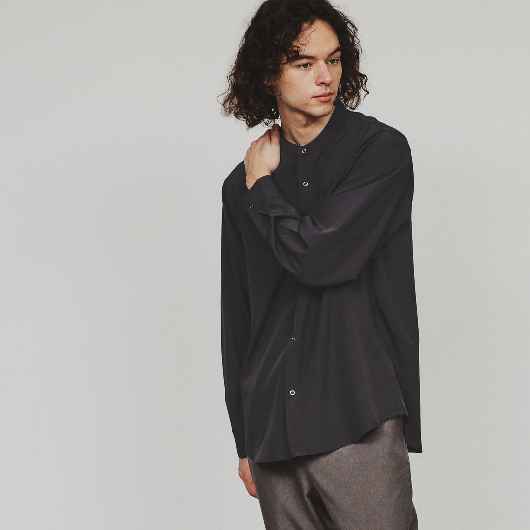 【ティーケー　タケオキクチ/tk.TAKEO KIKUCHI】 バンドカラーリングドットシャツ