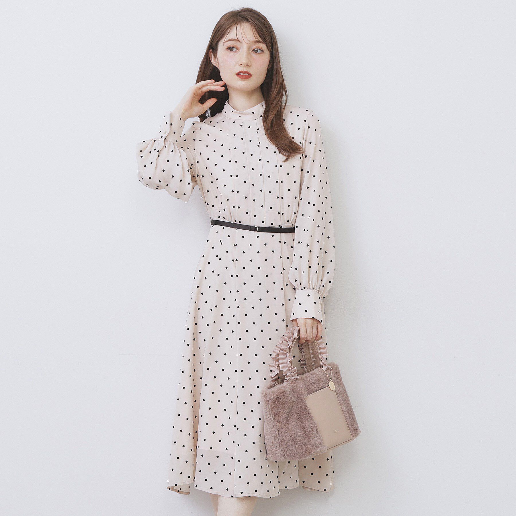 【インデックス/index】 ドットデザインタックワンピース【洗濯機OK/イージーアイロン】