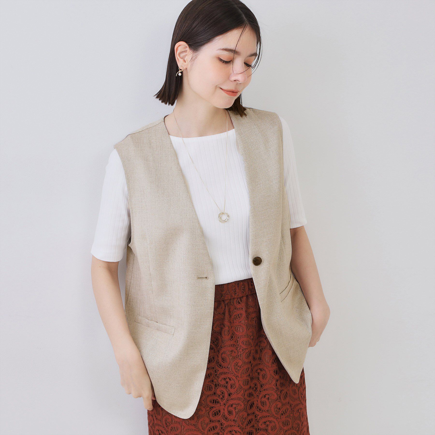 メンズファッションなら|【オペークドットクリップ/OPAQUE.CLIP】 リネンライクVネックジレ【洗濯機洗い可】