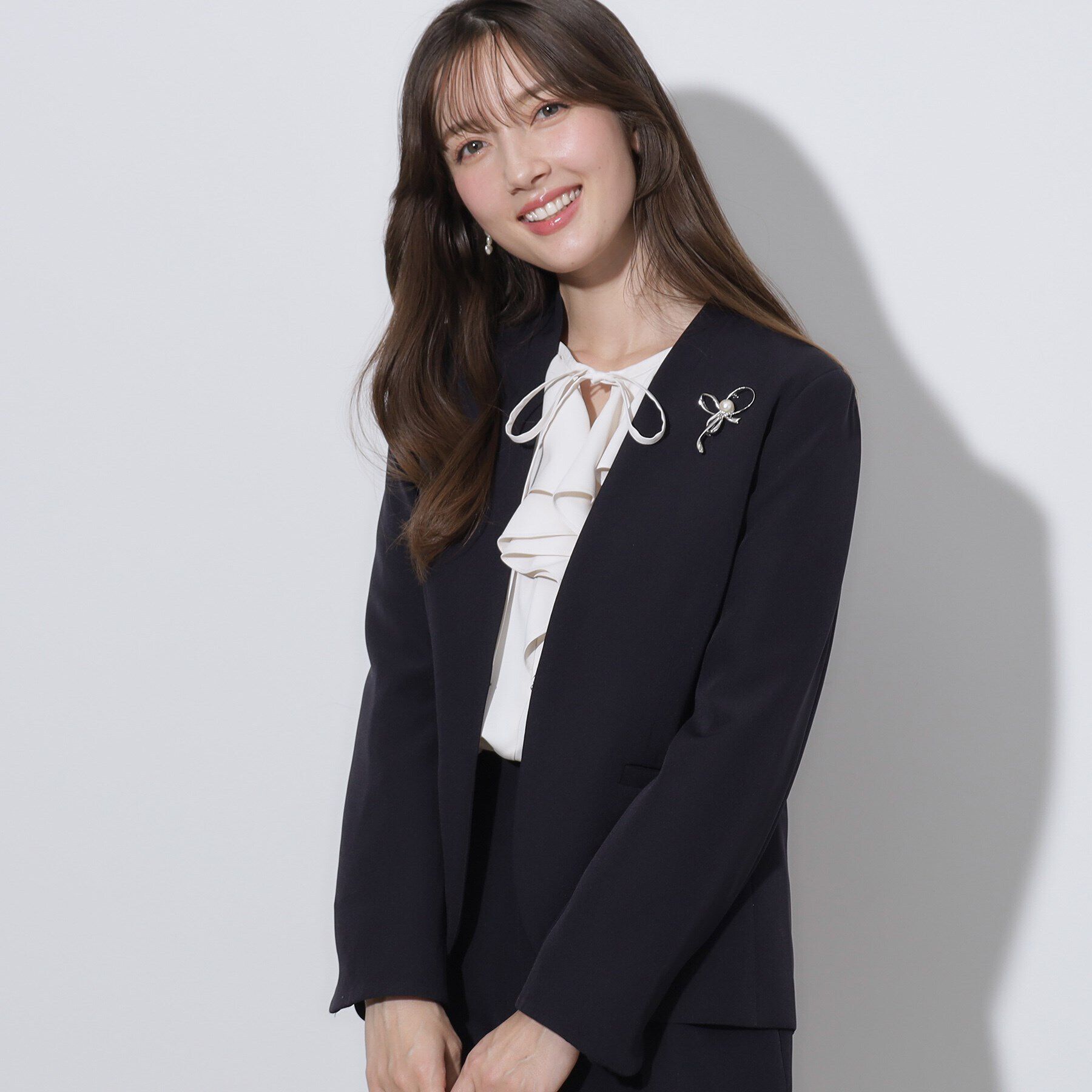 【クチュール　ブローチ/Couture brooch】 【セレモニーシーン/お仕事にも】ダブルクロスカラーレスジャケット