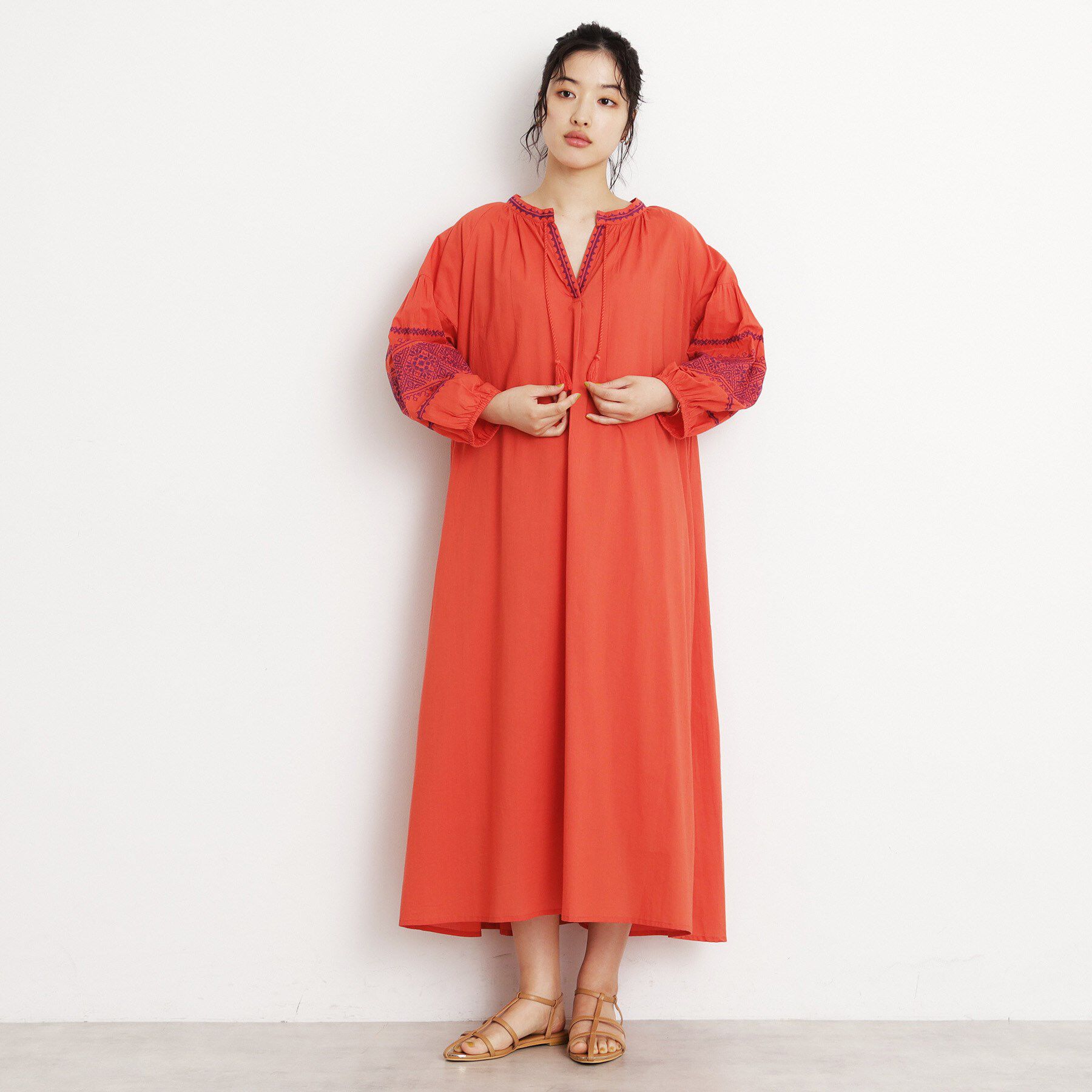 【ザ　ショップ　ティーケー/THE SHOP TK】 刺繍ワンピース【洗濯機OK】