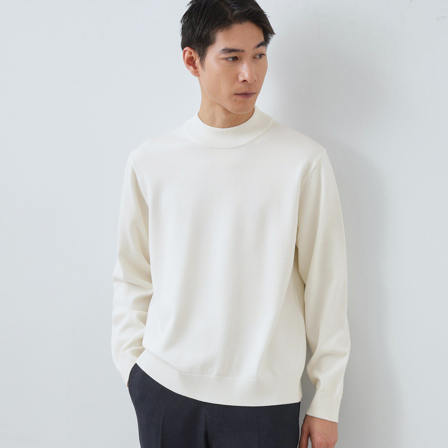 【ザ　ショップ　ティーケー/THE SHOP TK】 【冬のビジネスシーンに最適】シルキーモックネックニット 洗濯機OK