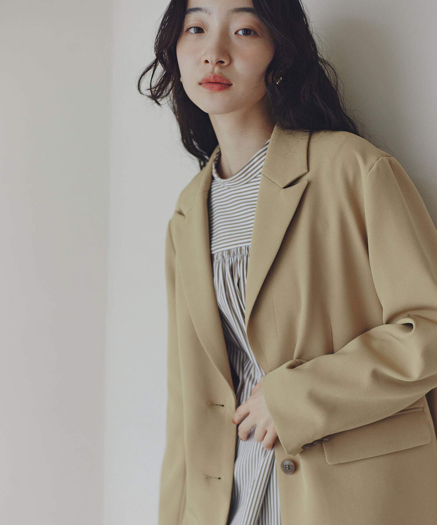 【エヌ　ナチュラルビューティベーシック/N.Natural Beauty Basic】 バックリボンストライプブラウス