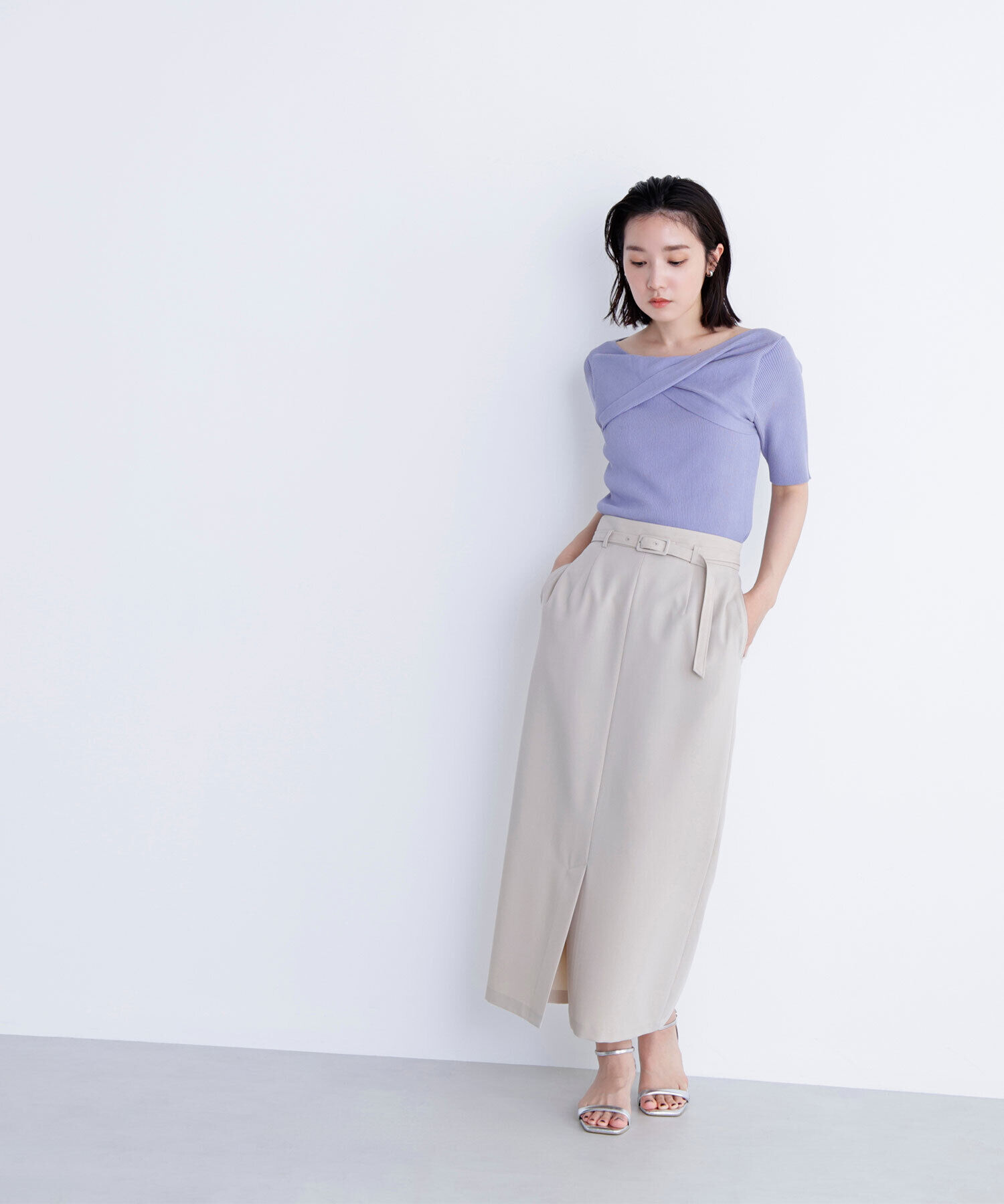 【ナチュラルビューティーベーシック/NATURAL BEAUTY BASIC】 ベルテッドリネンライクナロースカート