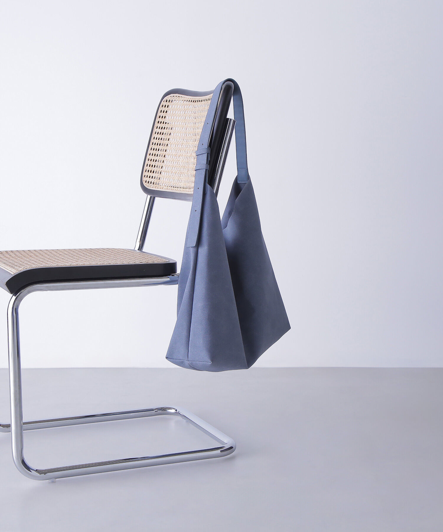 【ナチュラルビューティーベーシック/NATURAL BEAUTY BASIC】 トライアングルワンショルダーバッグ