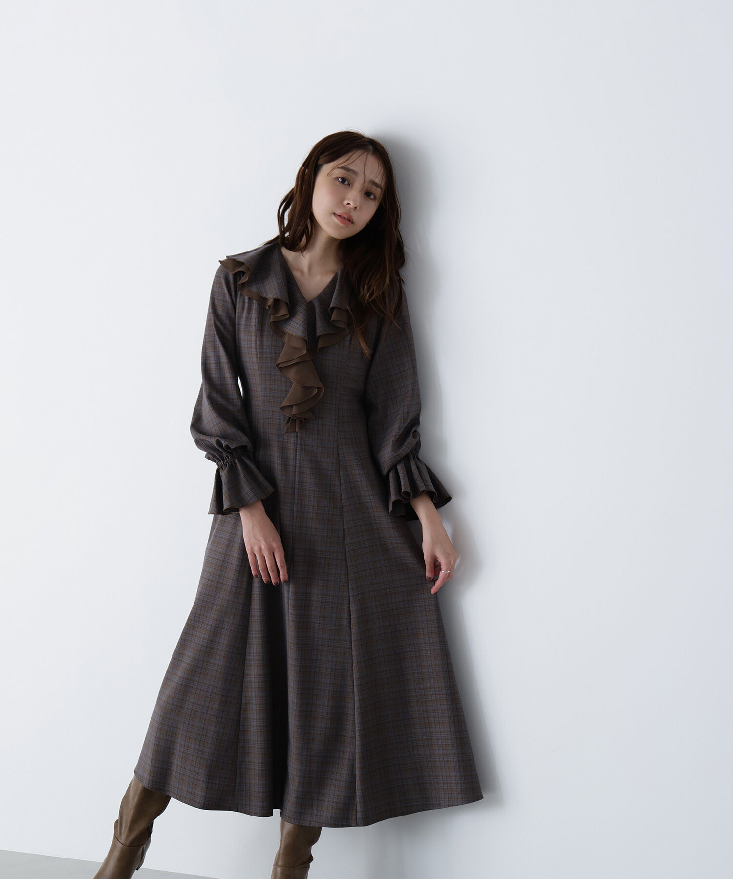 【ナチュラルビューティーベーシック/NATURAL BEAUTY BASIC】 ラッフルフリルワンピース