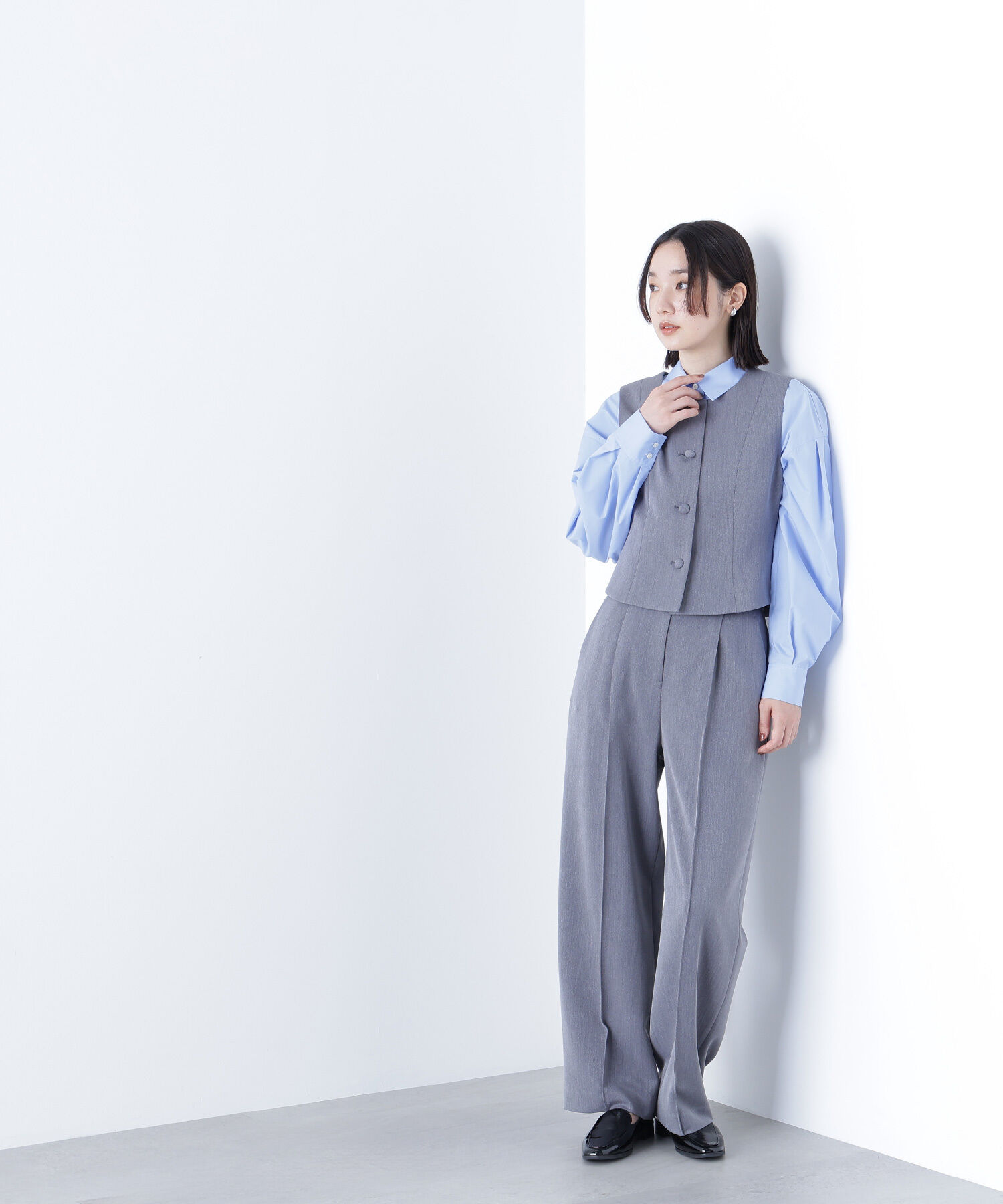 【ナチュラルビューティーベーシック/NATURAL BEAUTY BASIC】 コンパクトベスト セットアップ ワイドストレートパンツ