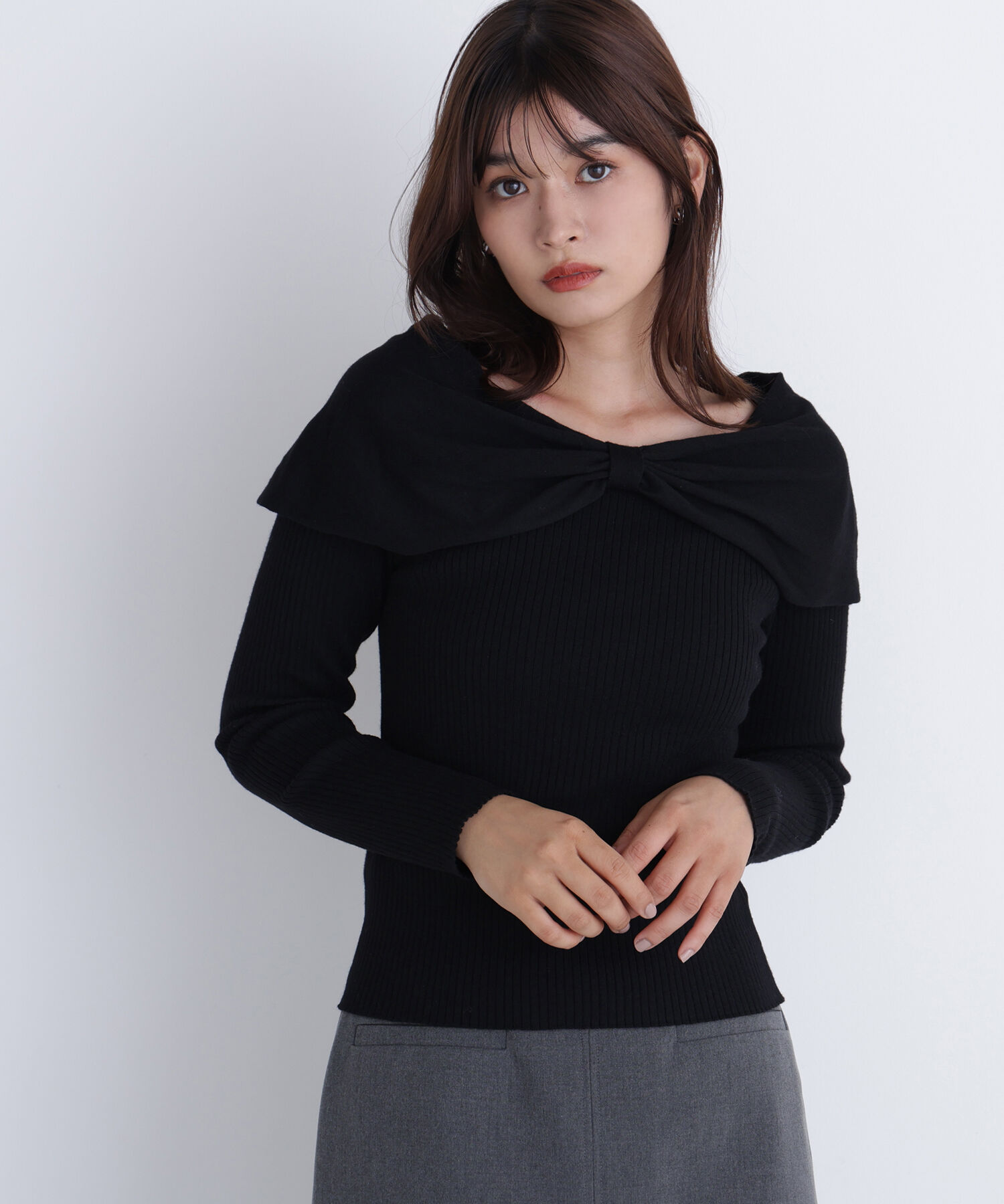 【ナチュラルビューティーベーシック/NATURAL BEAUTY BASIC】 フロントリボンニット