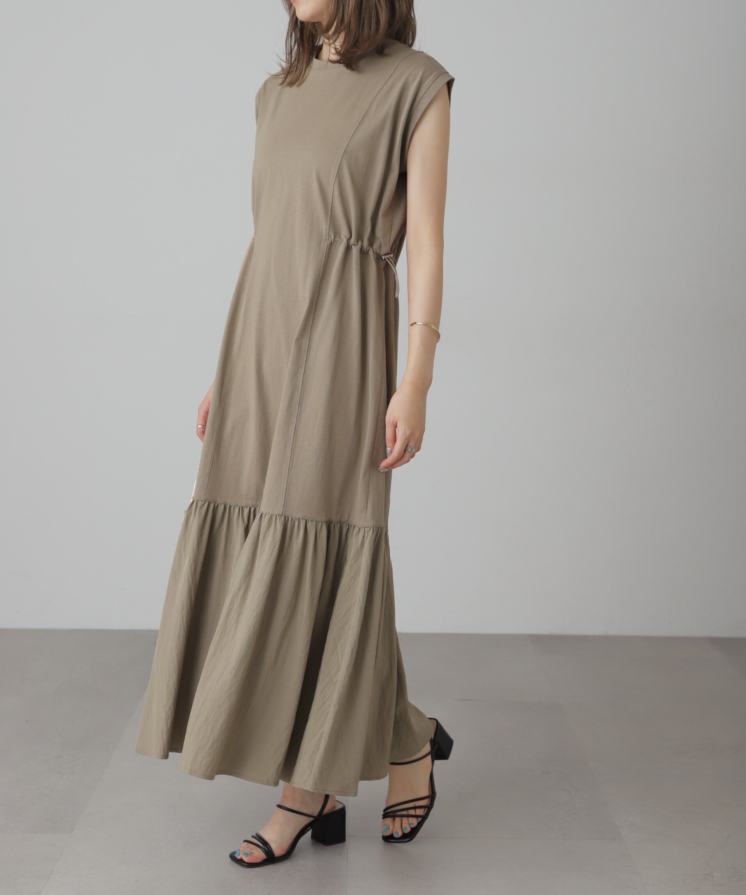 【フリーズマート/Free's Mart】 布帛ドッキングフレンチスリーブカットワンピース