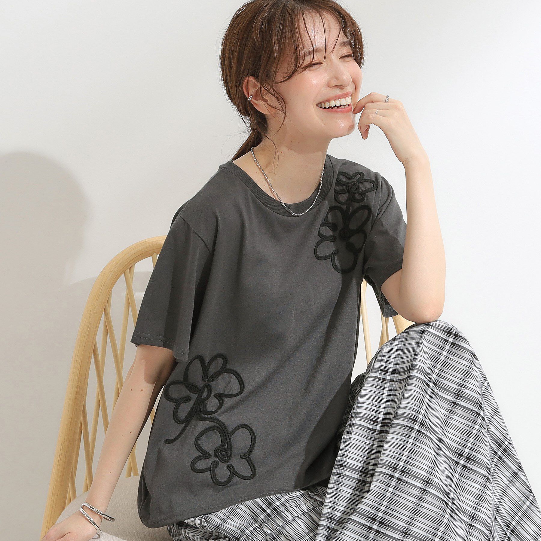 ファッションメンズなら|【シューラルー/SHOO・LA・RUE】 【S-LL】コーデの主役になる コード刺繍デザインＴシャツ