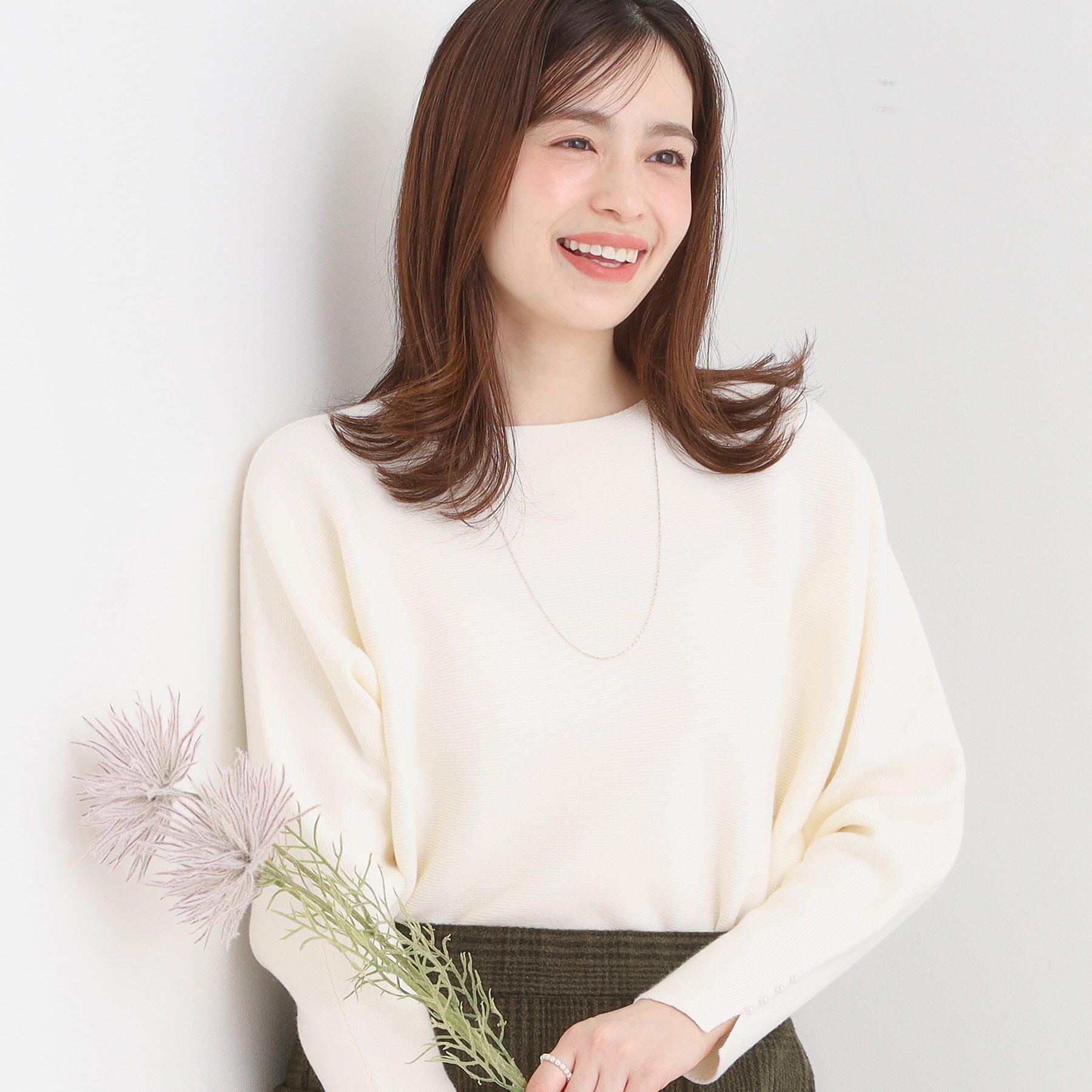 【シューラルー/SHOO・LA・RUE】 【洗濯機可】女性らしさ溢れる もちもちタッチが心地よい ドルマンニット