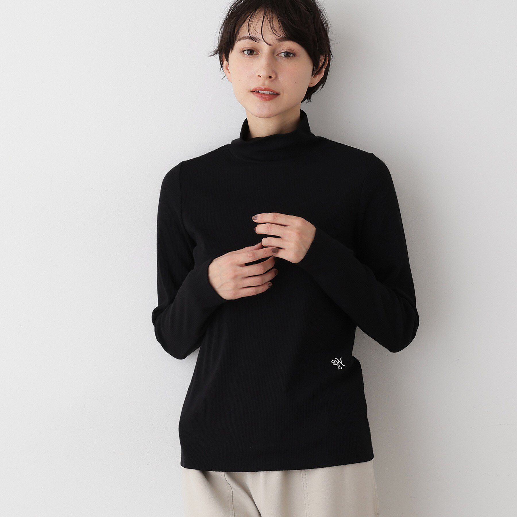 【デッサン/Dessin】 【吸湿発熱/抗菌防臭】ジンジャー混タートルネックプルオ−バー