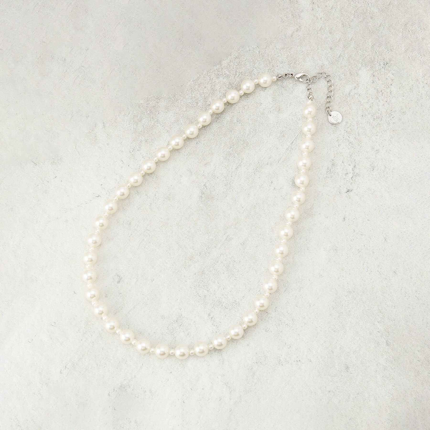 【デッサン/Dessin】 【入卒/セレモニー】パール調ショートネックレス