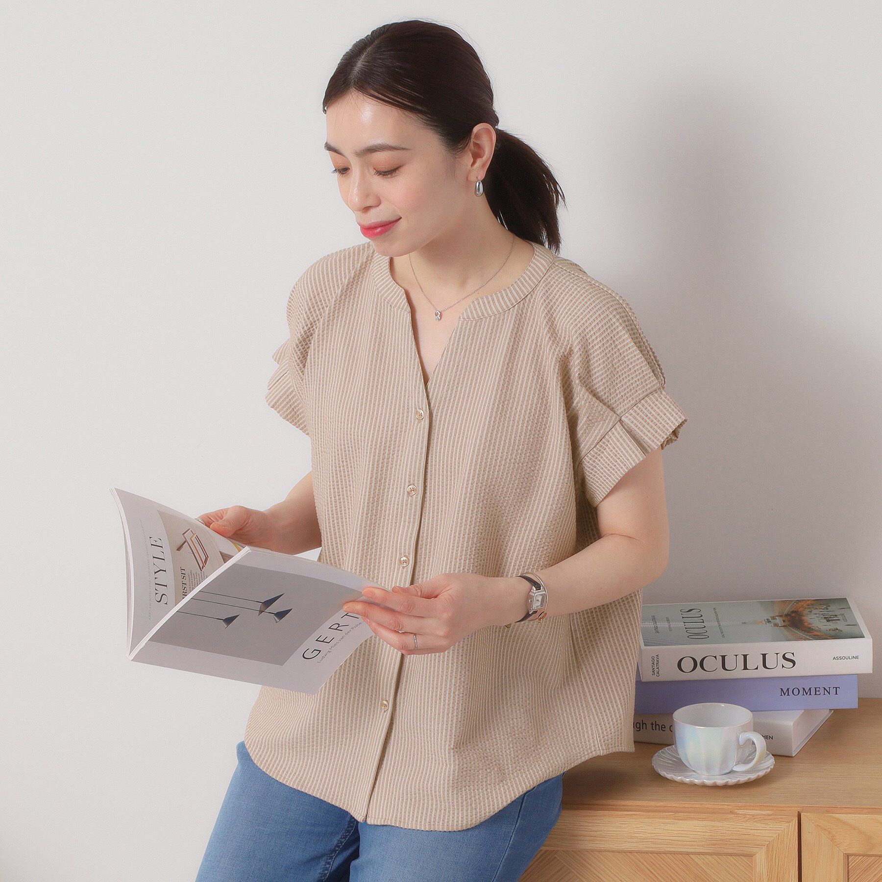 【イッツデモ/ITS'DEMO】 【洗濯機OK／洗濯後しわになりにくい】カットサッカー袖タックプルオーバー