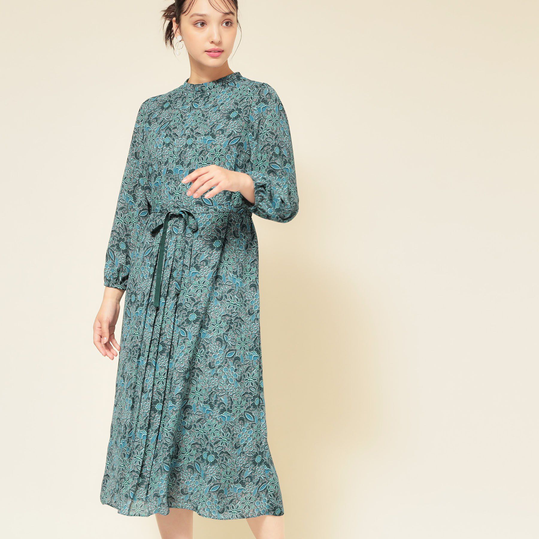 【スーナウーナ/SunaUna】 【co creation and yours／SS〜L】レースプリーツワンピース