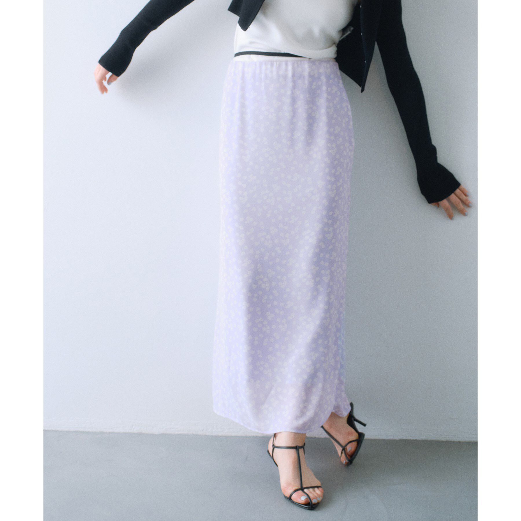 ߥͤ㤨֡ڥɥ/CODE A petit flower skirtפβǤʤ9,350ߤˤʤޤ