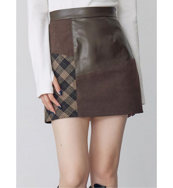 アイルミネで買える「【ムルーア/MURUA】 ヴィンテージライクパッチワークミニスカート」の画像です。価格は8,910円になります。