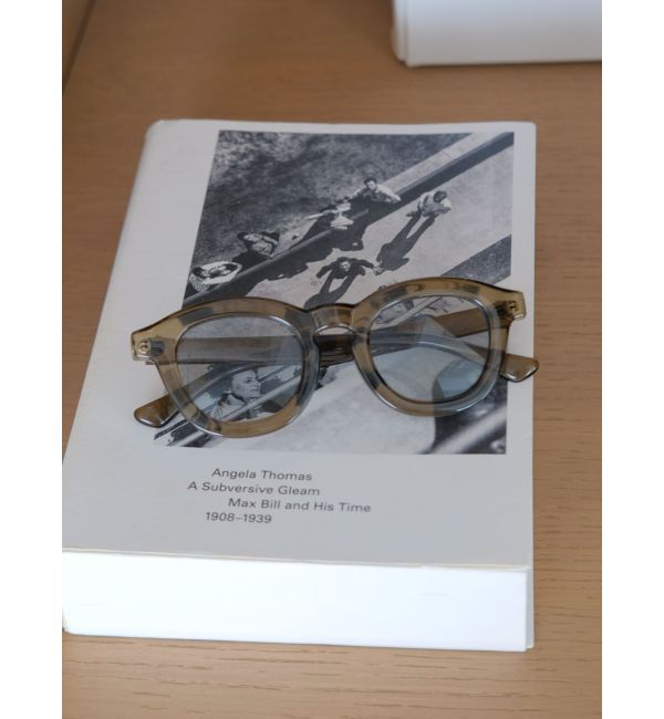 メンズファッションオススメ|【アングリッド/Ungrid】 太フレームグレーレンズサングラス