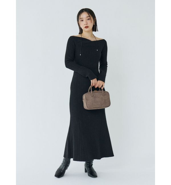 【ラグナムーン/LAGUNAMOON】 アシンメトリーネックフレアニットワンピース