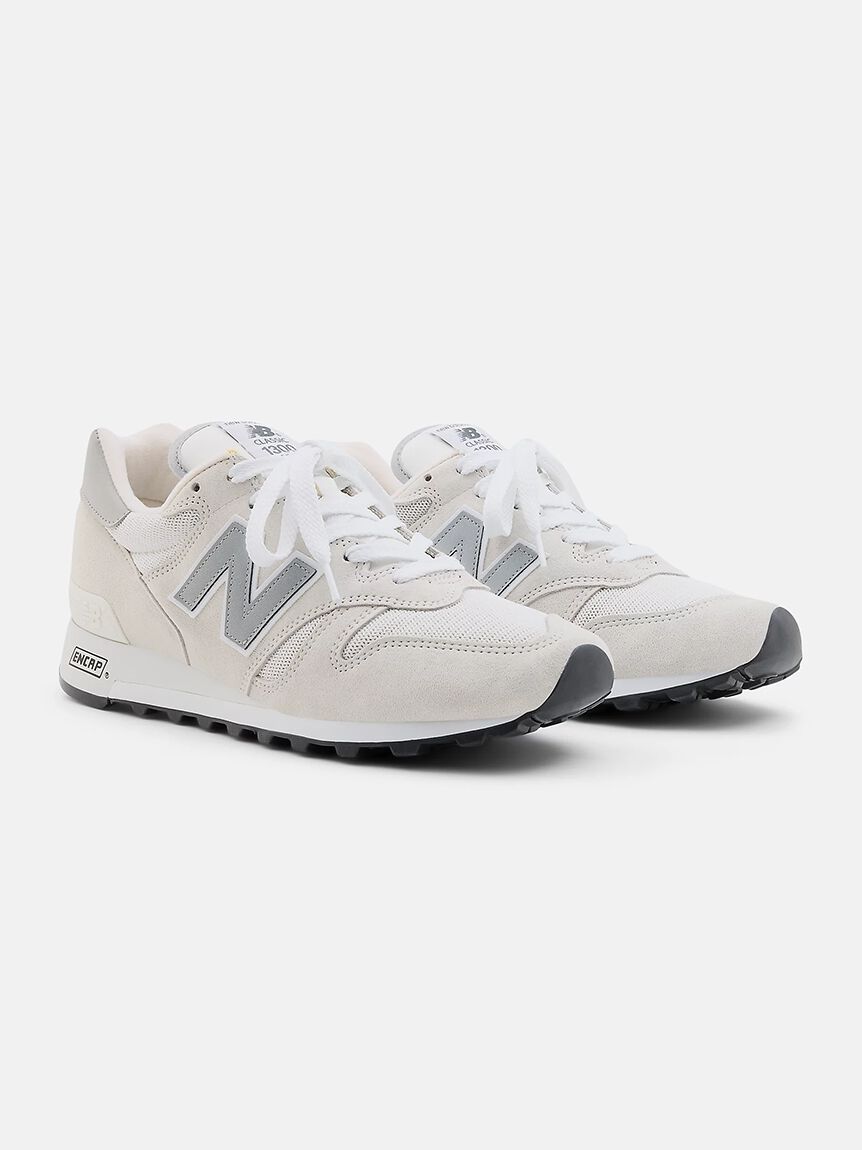 【エミ/emmi】 【New Balance】U1300
