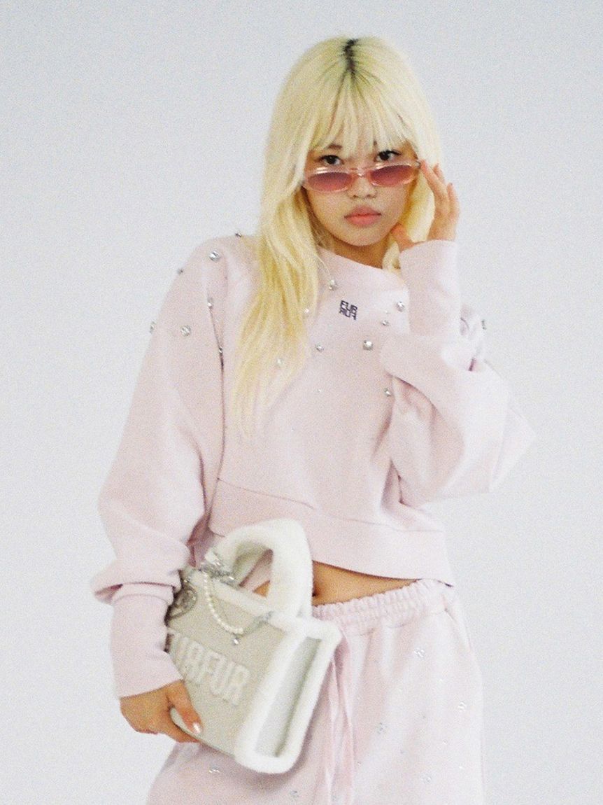 メンズファッションなら|【ファーファー/FURFUR】 ビジュー付きロゴ刺繍スウェット