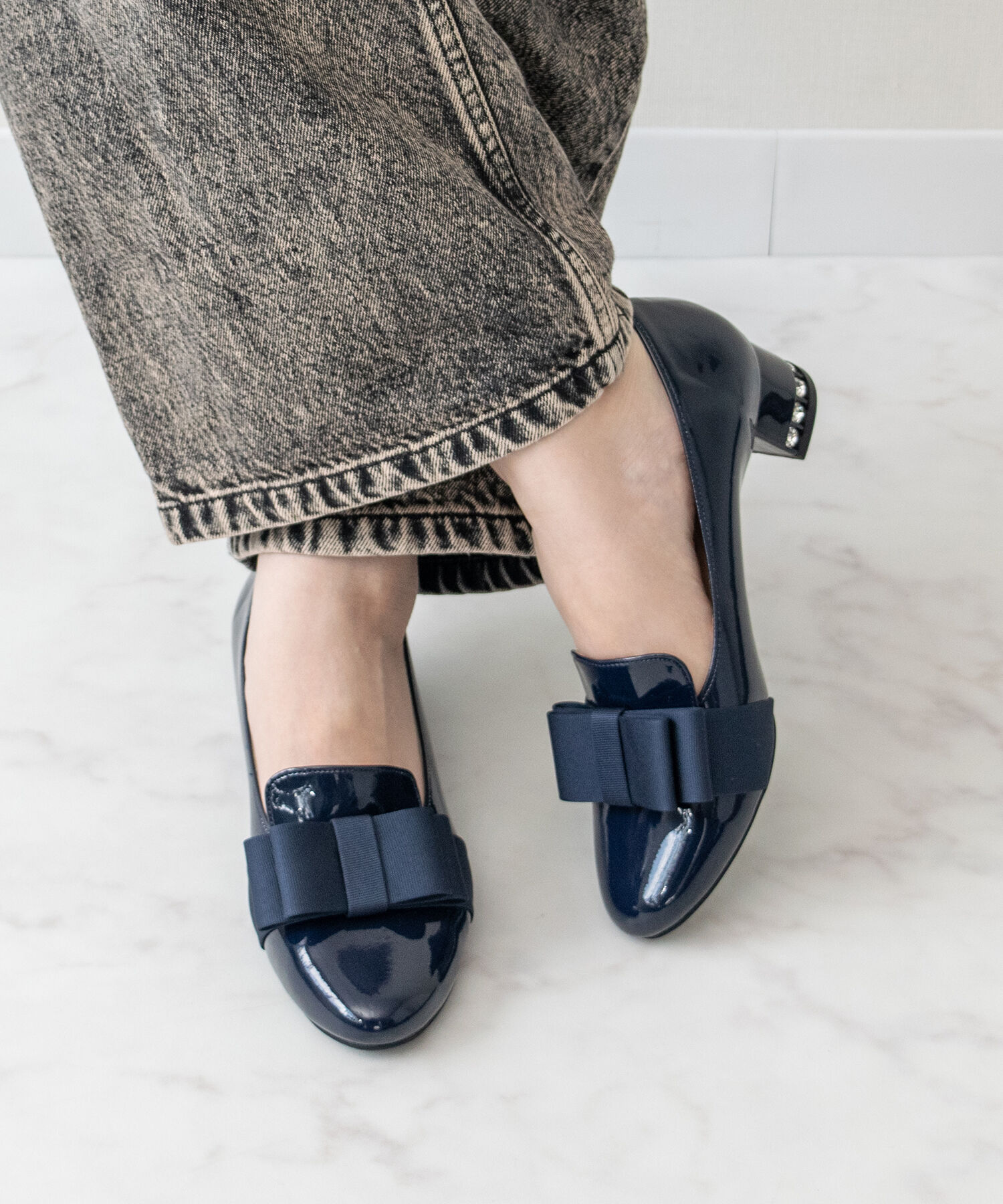 【インターショシュール　ゼア/INTER-CHAUSSURES 'eir】 【Bridget Birkin】ヒールアップリボンローファー