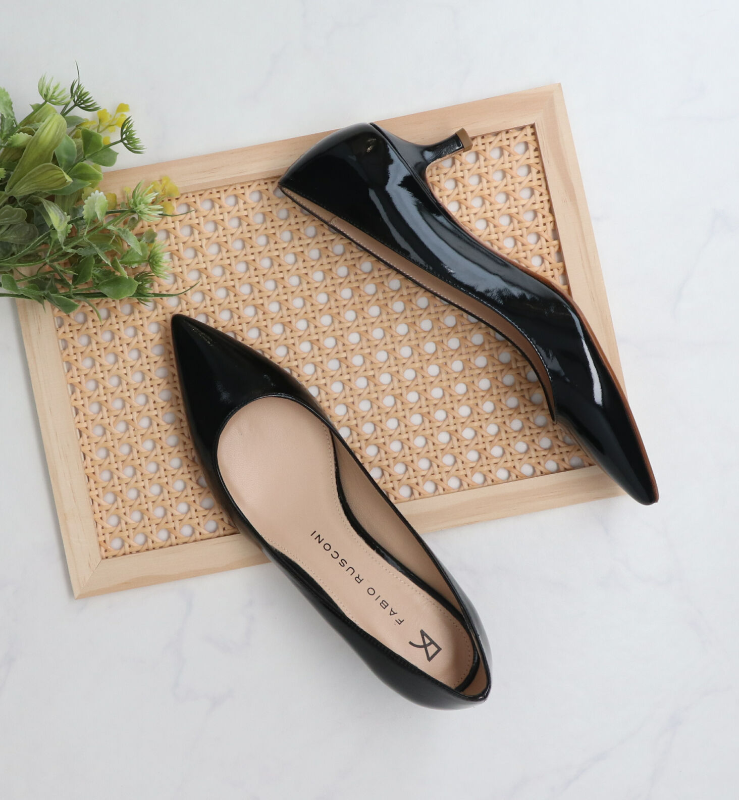 【インターショシュール　ゼア/INTER-CHAUSSURES 'eir】 【FABIO RUSCONI】ポインテッドトウミドルヒールパンプス