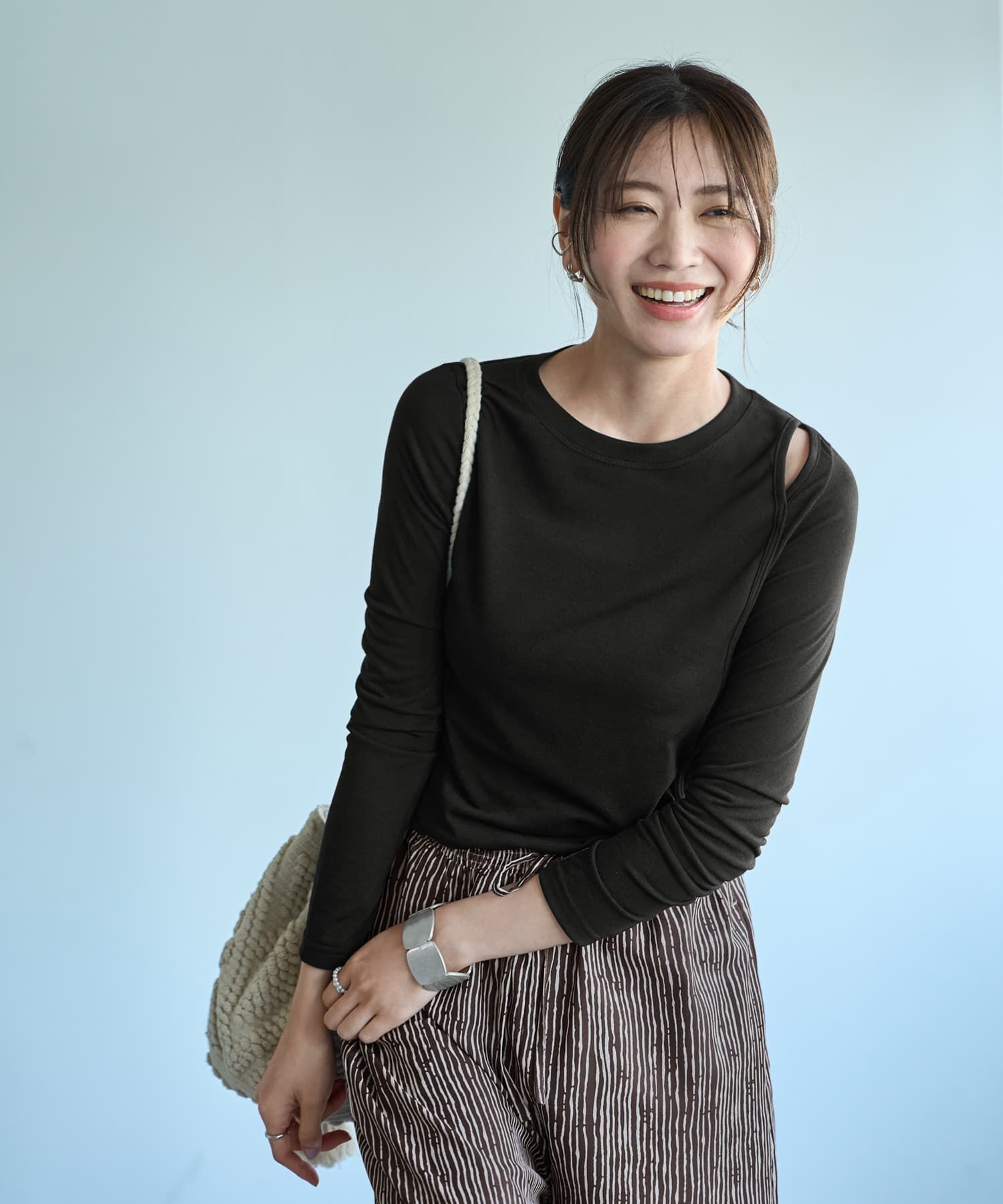 人気ファッションメンズ|【スタイルデリ/STYLE DELI】 薄手で柔らかい片側肩あきカットソートップス