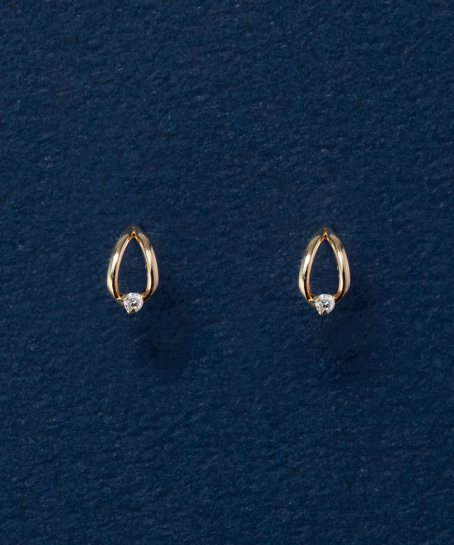 【フィービィー/Phoebe】 【K10】リーフダイヤモンドピアス/BOX付き