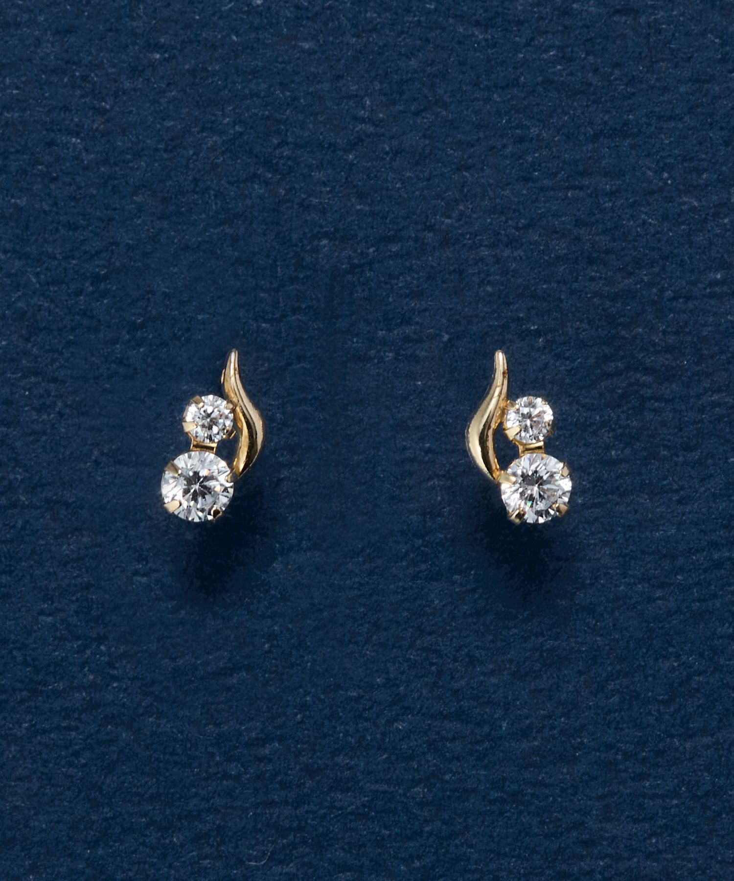 【フィービィー/Phoebe】 【K10】リーフィービジューピアス／BOXつき