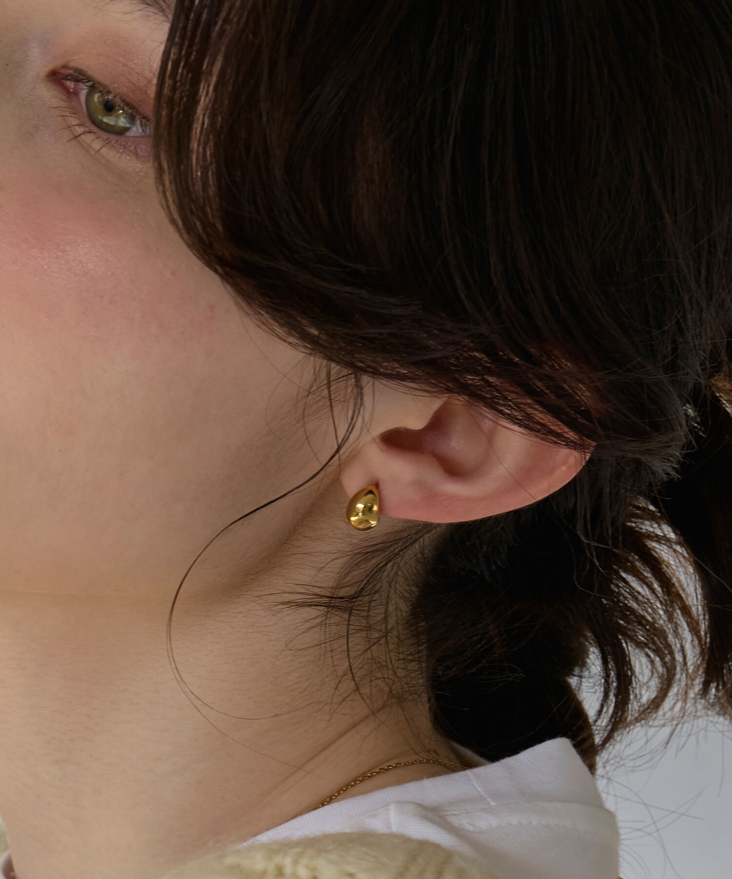 【フィービィー/Phoebe】 【金属アレルギー対応】プックリハーフフープミニピアス ゴールド/サージカルステンレス