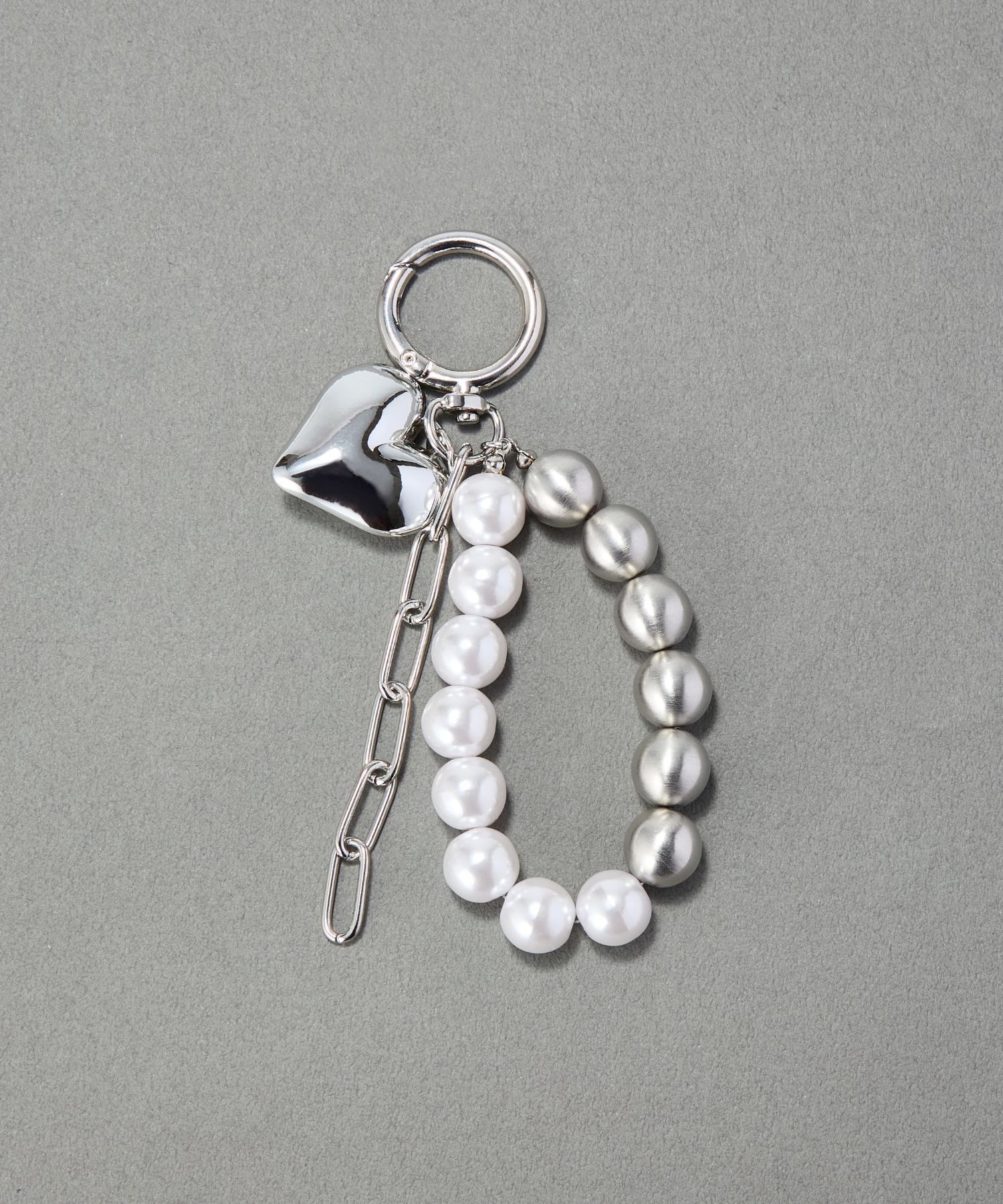 メンズファッションなら|【フィービィー/Phoebe】 ハートメタルボールバッグチャーム シルバー