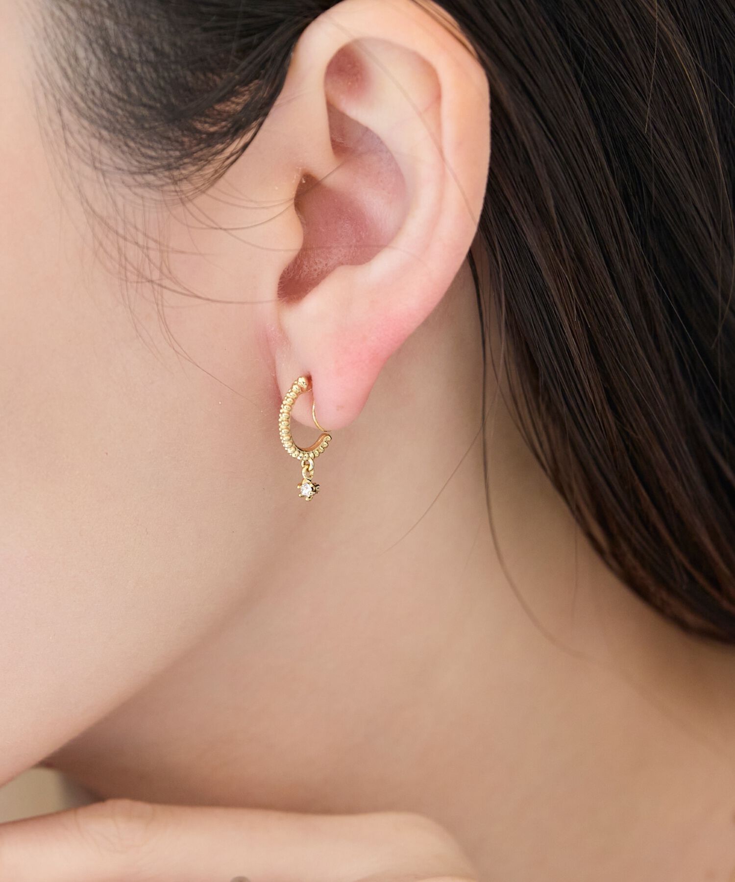 【フィービィー/Phoebe】 【痛くないシリーズ/金属アレルギー対応】ミルキースパークライトフィットイヤリング/ニッケルフリー/星