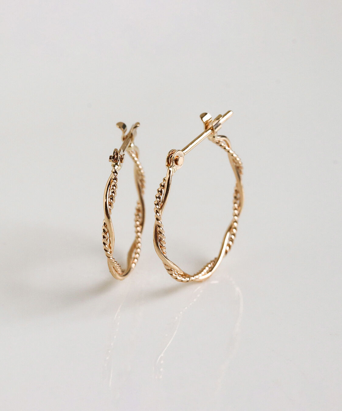 【キュイキュイ/cui-cui】 ゴールド スナップ フープ ピアス | K10YG