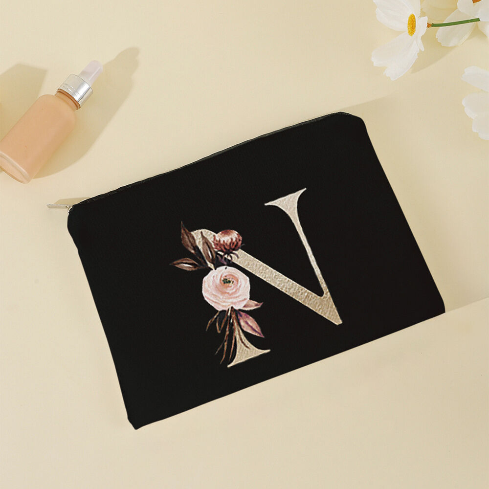 メンズファッションの一押し|【バックヤードファミリー/BACKYARD FAMILY】 イニシャル ポーチ 通販 コスメポーチ メイクポーチ 化粧 マルチポーチ 小物入れ 大人かわいい