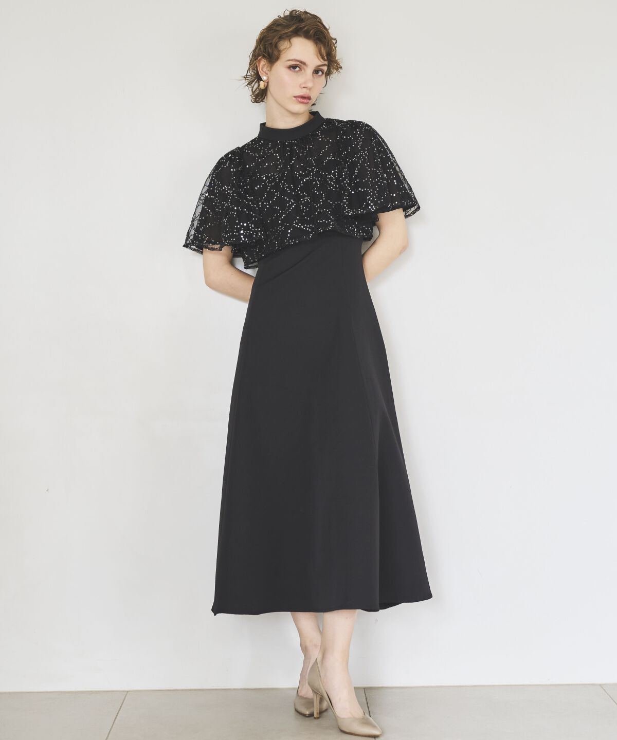 【アンドクチュール/AND COUTURE】 スパンコールチュールレイヤードレス